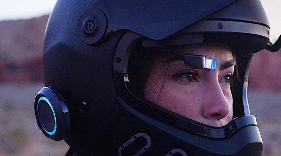 Les Meilleurs Équipements Moto 2024 : Casques, Vestes Airbag, Systèmes de Navigation et Plus